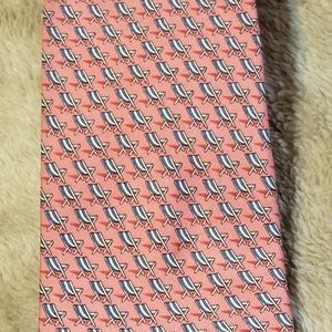 VINEYARD VINES TIE